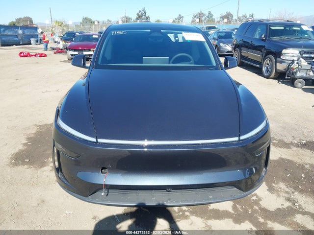 2026 Tesla Model Y Premium Rear-wheel Drive/standard Rear-wheel Drive მანქანა იყიდება აუქციონზე, vin: 7SAYGDED1TF456373, აუქციონის ნომერი: 44272382