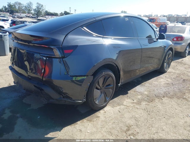 2026 TESLA MODEL Y 7SAYGDED1TF456373 Photo 3