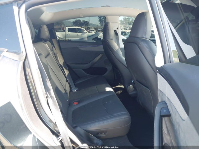 2026 TESLA MODEL Y 7SAYGDED1TF456373 Photo 7