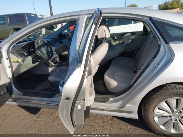 KMHE24L13GA013997 Hyundai Sonata Hybrid Se