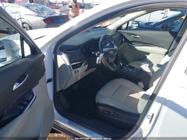 44272396 :رقم المزاد ، 1GYAZAR49LF053541 vin ، 2020 Cadillac Xt4 Fwd Luxury مزاد بيع