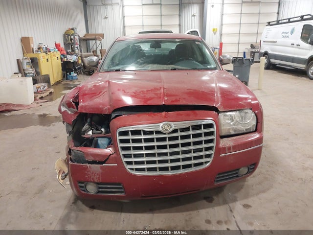 44272424 :رقم المزاد ، 2C3CK5CV8AH144151 vin ، 2010 Chrysler 300 Touring/signature Series مزاد بيع