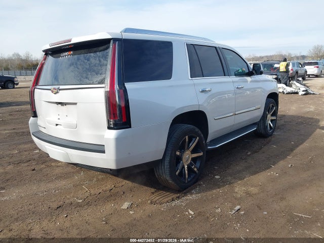 2017 CADILLAC ESCALADE 1GYS3BKJ1HR131103 Photo 3