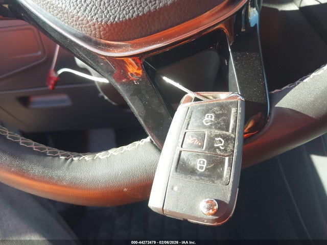 Продажа на аукционе авто 2021 Volkswagen Tiguan 2.0t Se/2.0t Se R-line Black/2.0t Sel, vin: 3VV2B7AX5MM131050, номер лота: 44272479