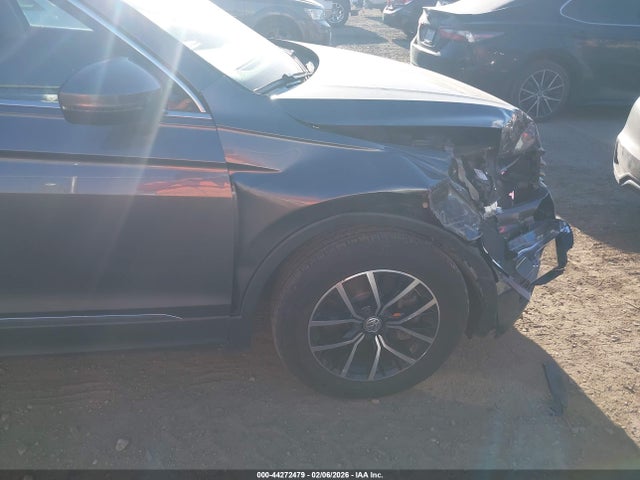 Продажа на аукционе авто 2021 Volkswagen Tiguan 2.0t Se/2.0t Se R-line Black/2.0t Sel, vin: 3VV2B7AX5MM131050, номер лота: 44272479