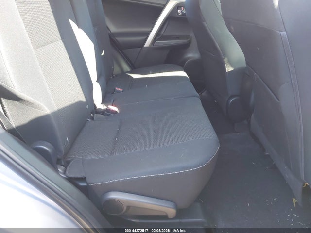 Toyota Rav4 Xle 2018 JTMRFREV7JD252286 Image 8