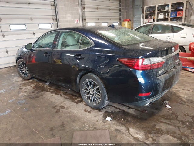 2017 Lexus Es 350 მანქანა იყიდება აუქციონზე, vin: 58ABK1GG8HU043022, აუქციონის ნომერი: 44272534