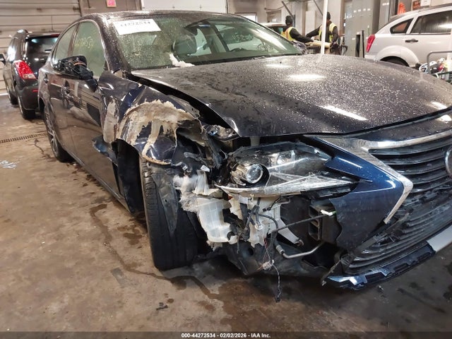 2017 Lexus Es 350 მანქანა იყიდება აუქციონზე, vin: 58ABK1GG8HU043022, აუქციონის ნომერი: 44272534