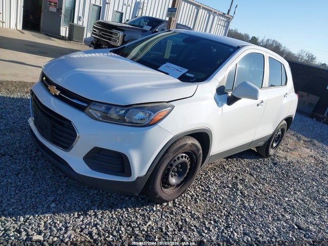 Chevrolet TRAX LS 2017 3GNCJKSB7HL270983 Image 2