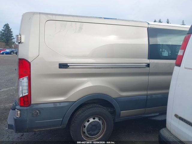1FTYR2YM4FKA38520 Ford Transit-250