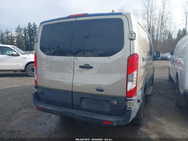 1FTYR2YM4FKA38520 Ford Transit-250
