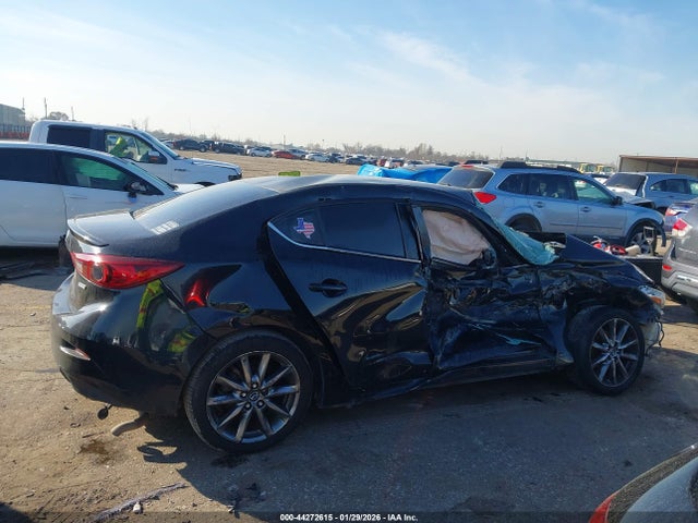 Продажа на аукционе авто 2018 Mazda Mazda3 Touring, vin: 3MZBN1V37JM202722, номер лота: 44272615