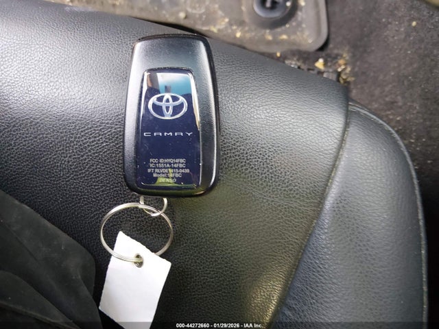 4T1B11HK3JU015308 Toyota CAMRY XLE