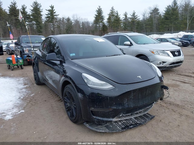 2023 TESLA MODEL Y 7SAYGDEE1PF612345 Photo 0