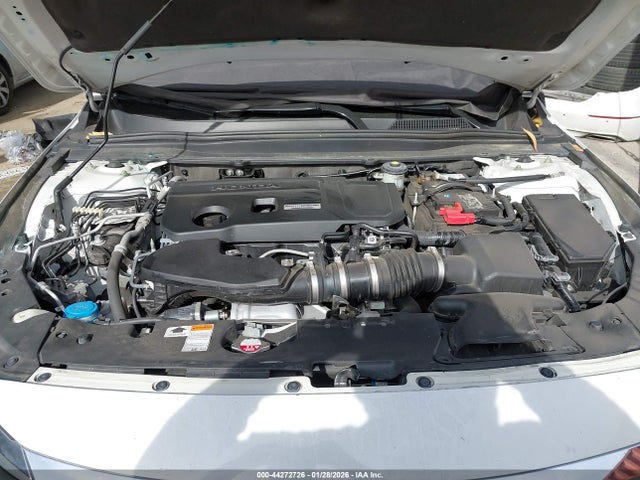 1HGCV2F93JA016027 Honda Accord Touring 2.0t