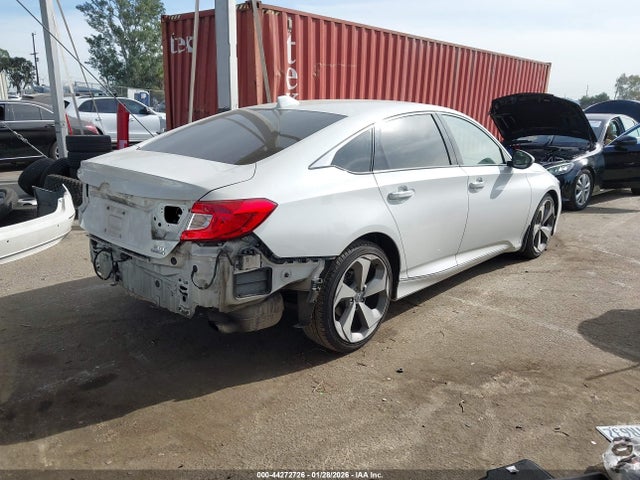 1HGCV2F93JA016027 Honda Accord Touring 2.0t