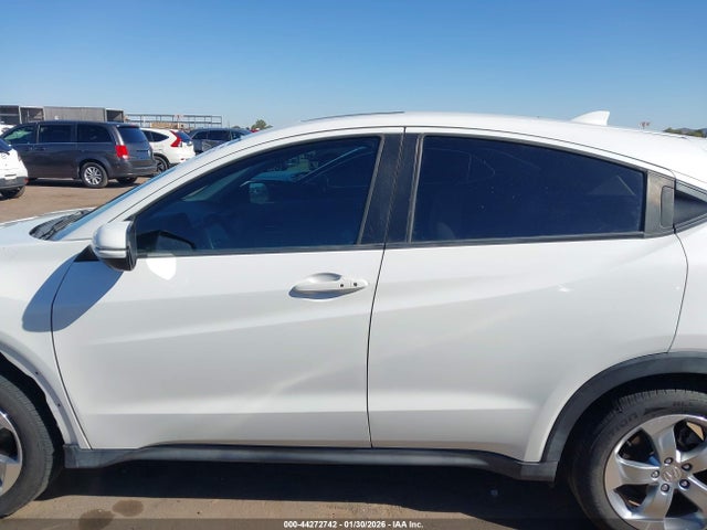 3CZRU5H58HM702143 Honda HR-V EX