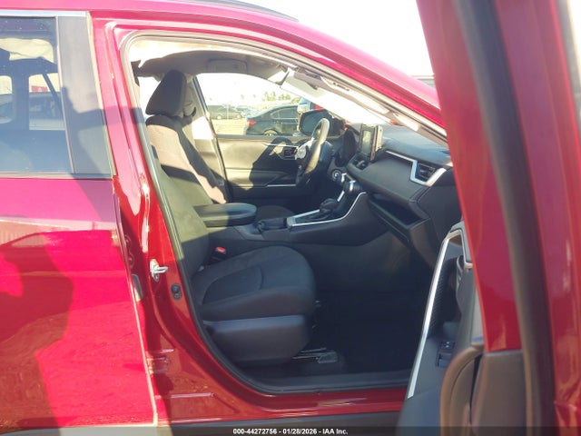 2T3H1RFV9MW174948 Toyota RAV4 LE