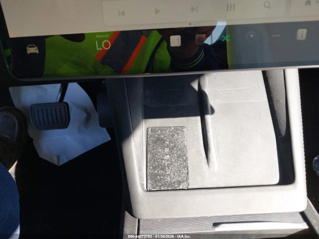 2024 TESLA MODEL 3 5YJ3E1EAXRF844308 Photo 10