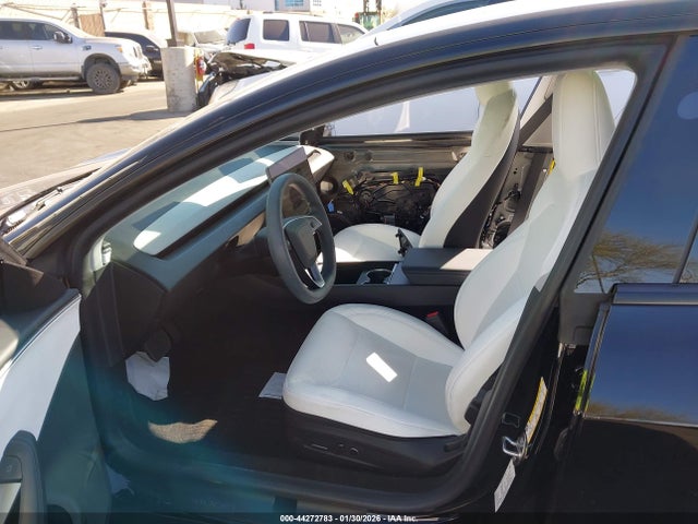 2024 TESLA MODEL 3 5YJ3E1EAXRF844308 Photo 4