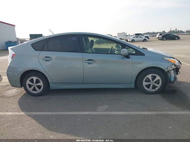 Toyota Prius Four 2015 JTDKN3DU5F1862111 Image 14