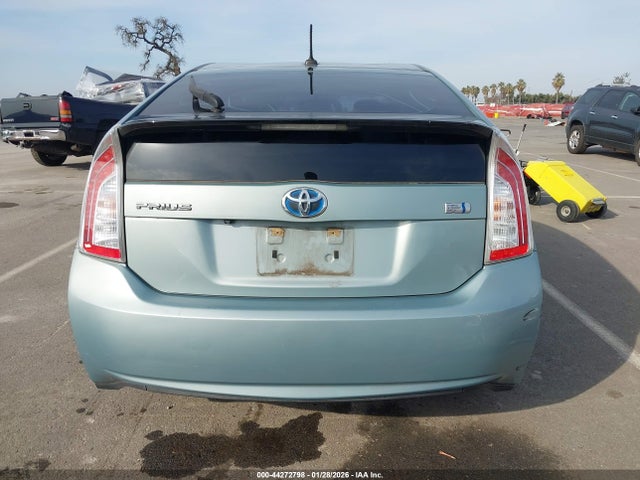Toyota Prius Four 2015 JTDKN3DU5F1862111 Image 17