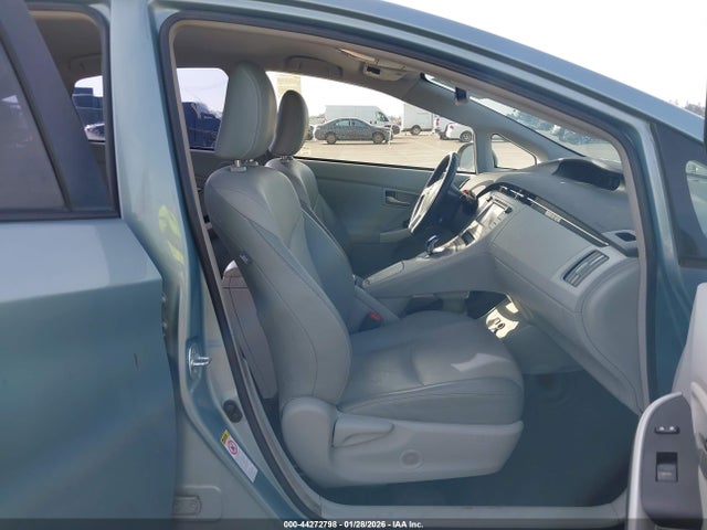 Toyota Prius Four 2015 JTDKN3DU5F1862111 Image 5