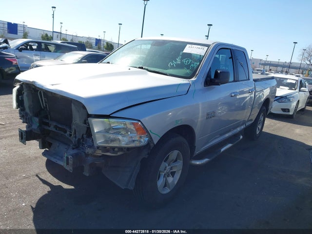 1C6RR6GG5HS582400 RAM 1500 Slt 4x2 6&#039;4 Box