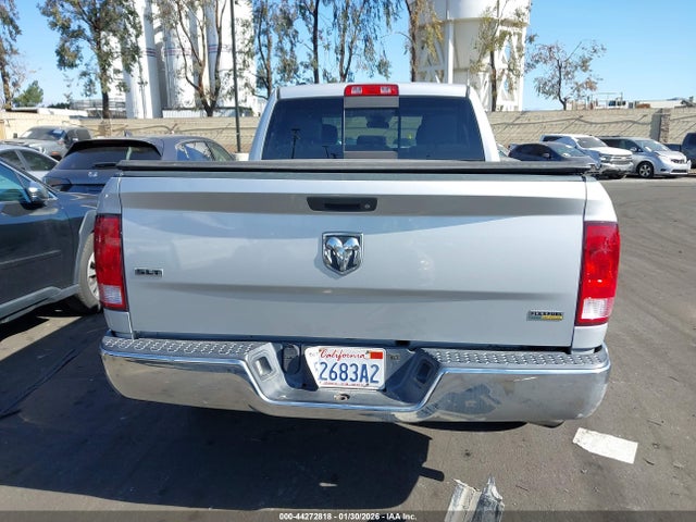 1C6RR6GG5HS582400 RAM 1500 Slt 4x2 6&#039;4 Box