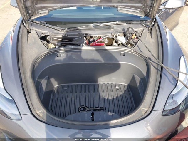 44272819 :رقم المزاد ، 5YJ3E1EA0PF707651 vin ، 2023 Tesla Model 3 Rear-wheel Drive مزاد بيع