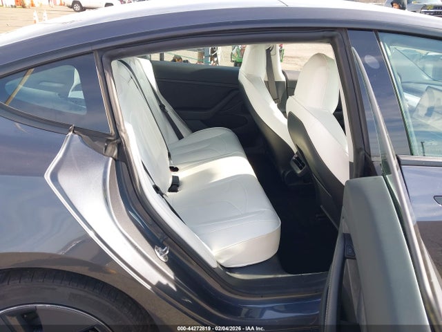 44272819 :رقم المزاد ، 5YJ3E1EA0PF707651 vin ، 2023 Tesla Model 3 Rear-wheel Drive مزاد بيع