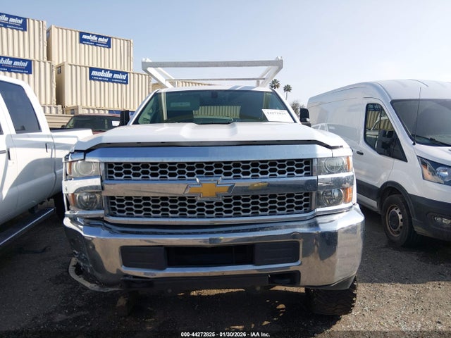 1GB1KREG3KF134000 Chevrolet Silverado 2500hd Wt