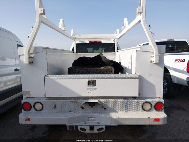 1GB1KREG3KF134000 Chevrolet Silverado 2500hd Wt