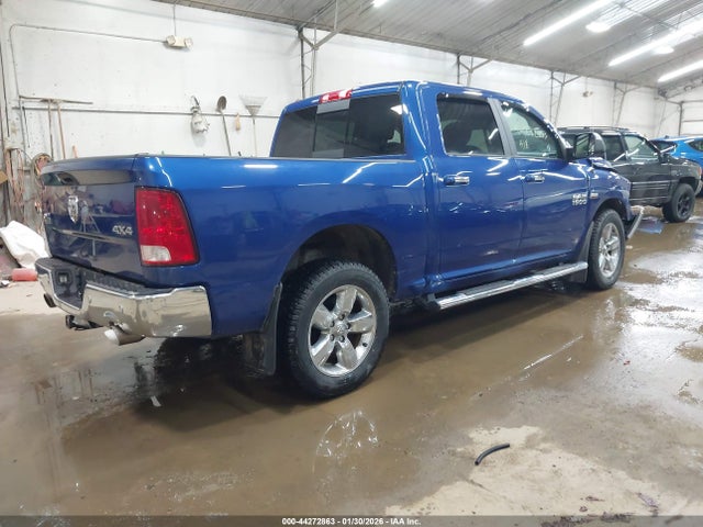 2018 RAM 1500 3C6RR7LT3JG227845 Photo 3