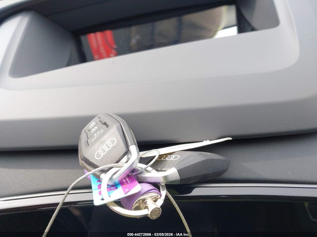 2025 AUDI Q6 E-TRON WA134BGF3SA067397 Photo 10