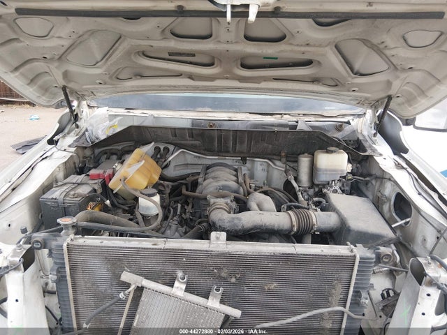 44272880 :رقم المزاد ، 1N6AF0LY9DN108059 vin ، 2013 Nissan Nv Cargo Nv2500 Hd S V8 مزاد بيع