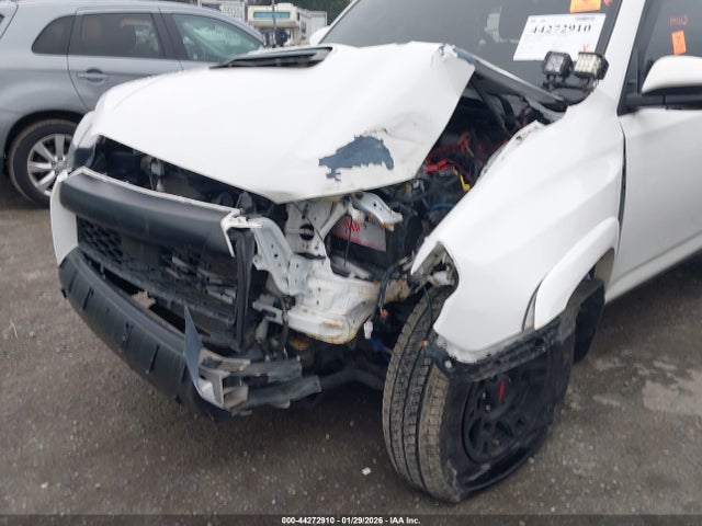 2020 TOYOTA 4RUNNER JTEBU5JR9L5801987 Photo 5