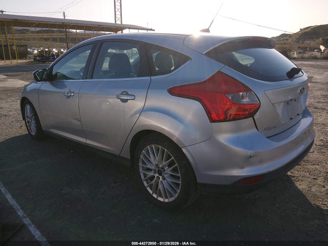 1FADP3N27EL139174 Ford Focus Titanium