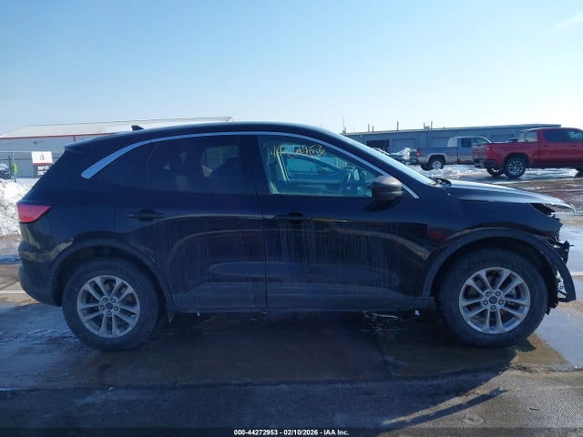 1FMCU9G60NUA53096 Ford ESCAPE SE