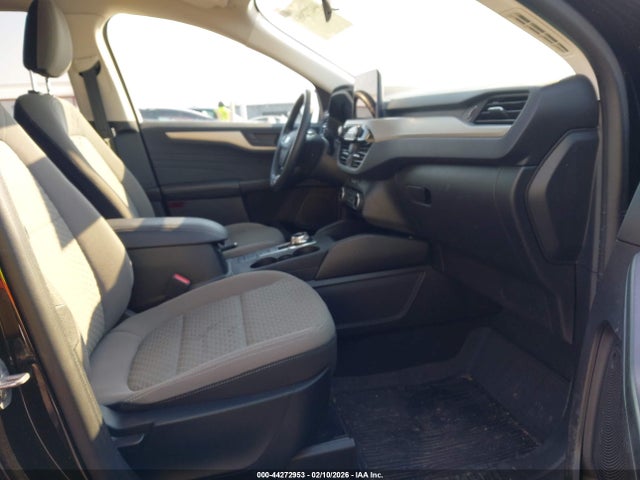 1FMCU9G60NUA53096 Ford ESCAPE SE