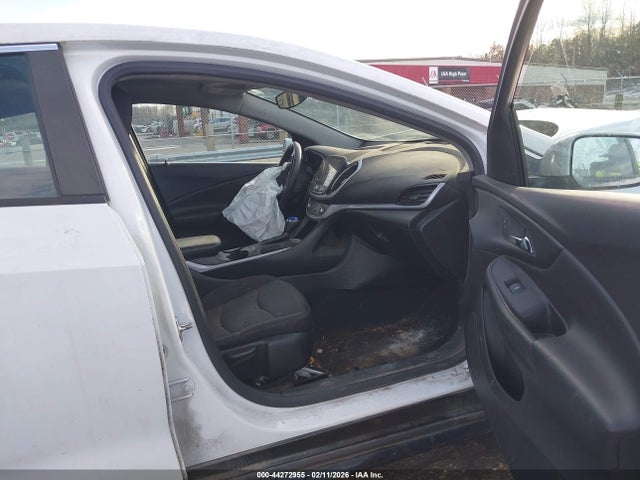 2018 CHEVROLET VOLT 1G1RC6S50JU128722 Photo 4