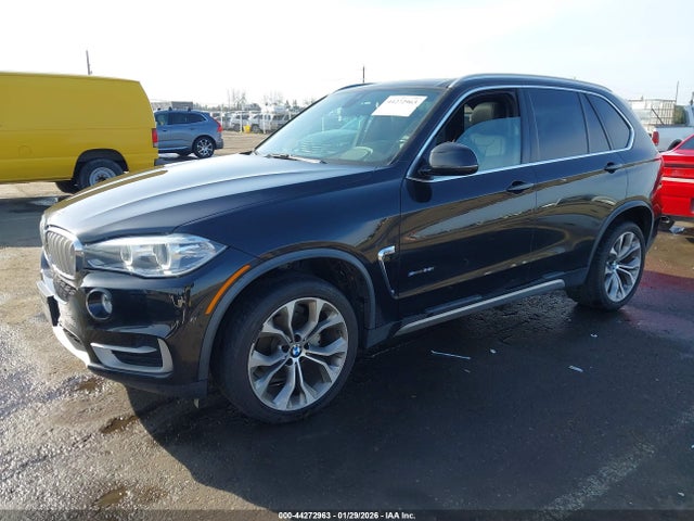 2017 BMW X5 5UXKR2C30H0X06136 Photo 1