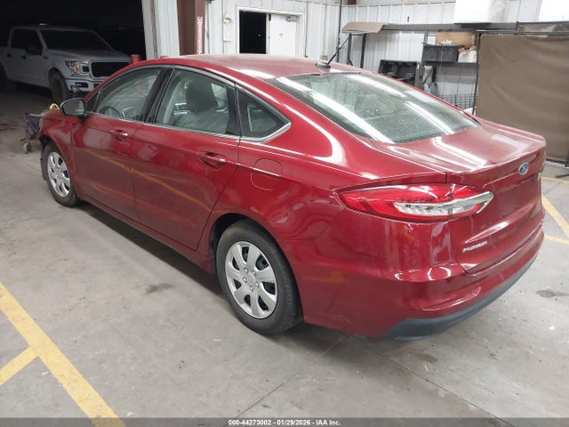 Ford FUSION S 2019 3FA6P0G71KR162107 Image 3