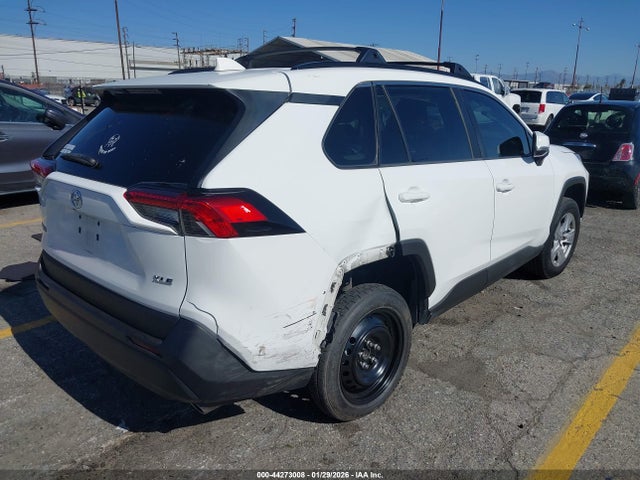 2T3W1RFV9LW066979 Toyota Rav4 Xle