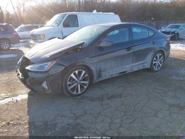 Hyundai ELANTRA SE 2019 KMHD74LF8KU874561 Image 2