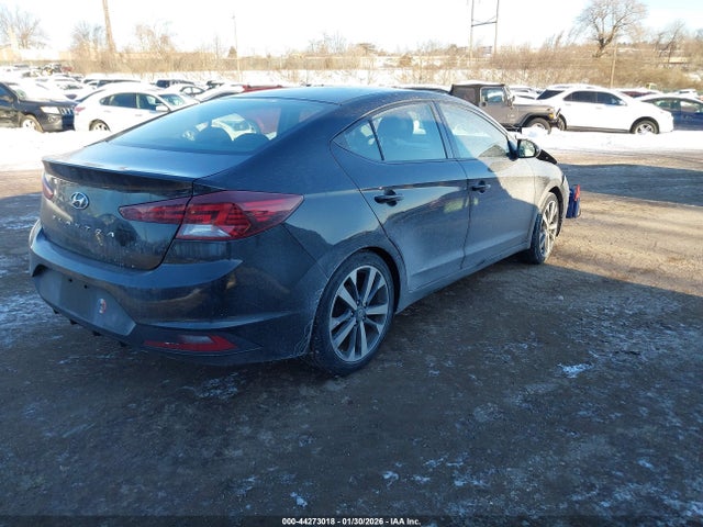 Hyundai ELANTRA SE 2019 KMHD74LF8KU874561 Image 4