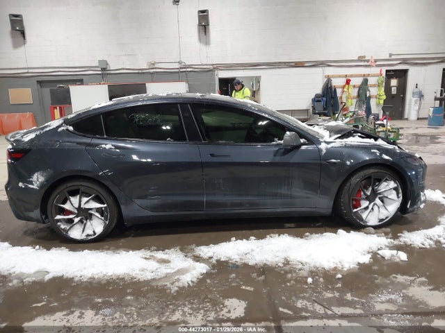 Продаж на аукціоні авто 2024 Tesla Model 3 Performance All-wheel Drive, vin: 5YJ3E1ET6RF856604, номер лоту: 44273017