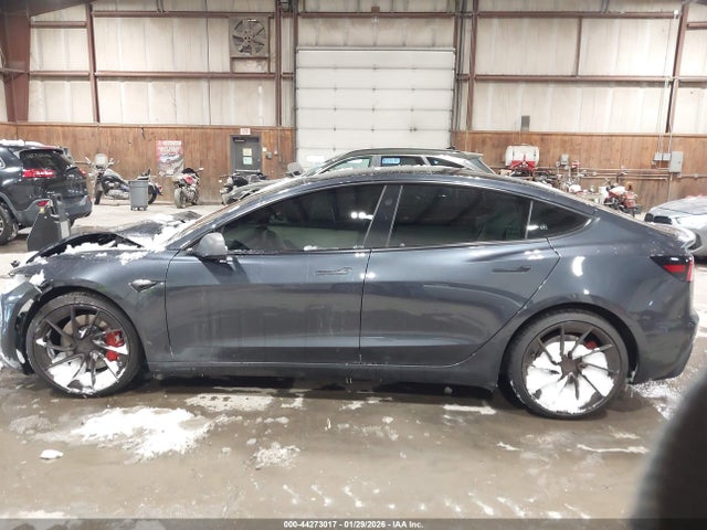 Продаж на аукціоні авто 2024 Tesla Model 3 Performance All-wheel Drive, vin: 5YJ3E1ET6RF856604, номер лоту: 44273017