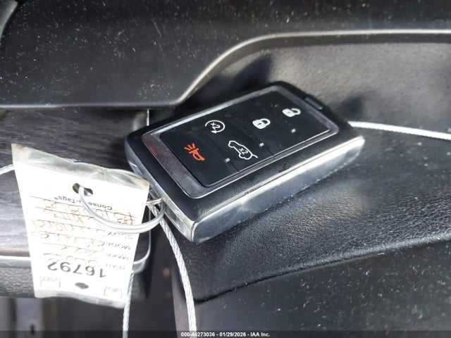1C4RJKDG1P8100868 Jeep Grand Cherokee L Overland 4x4