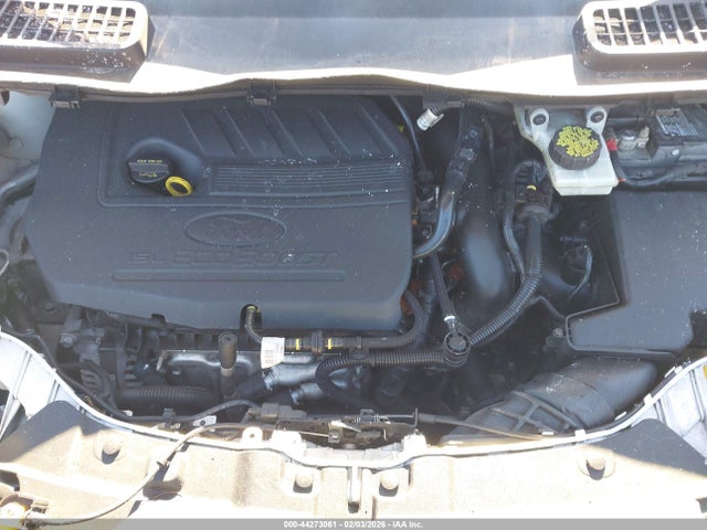 1FMCU9JD1HUA44676 Ford Escape Titanium